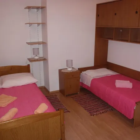 Apartment Tomislav *