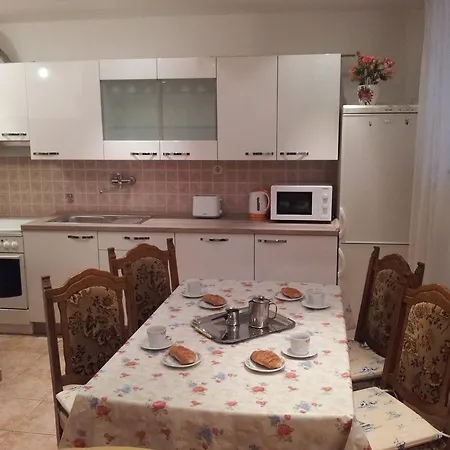 דירה Tomislav *